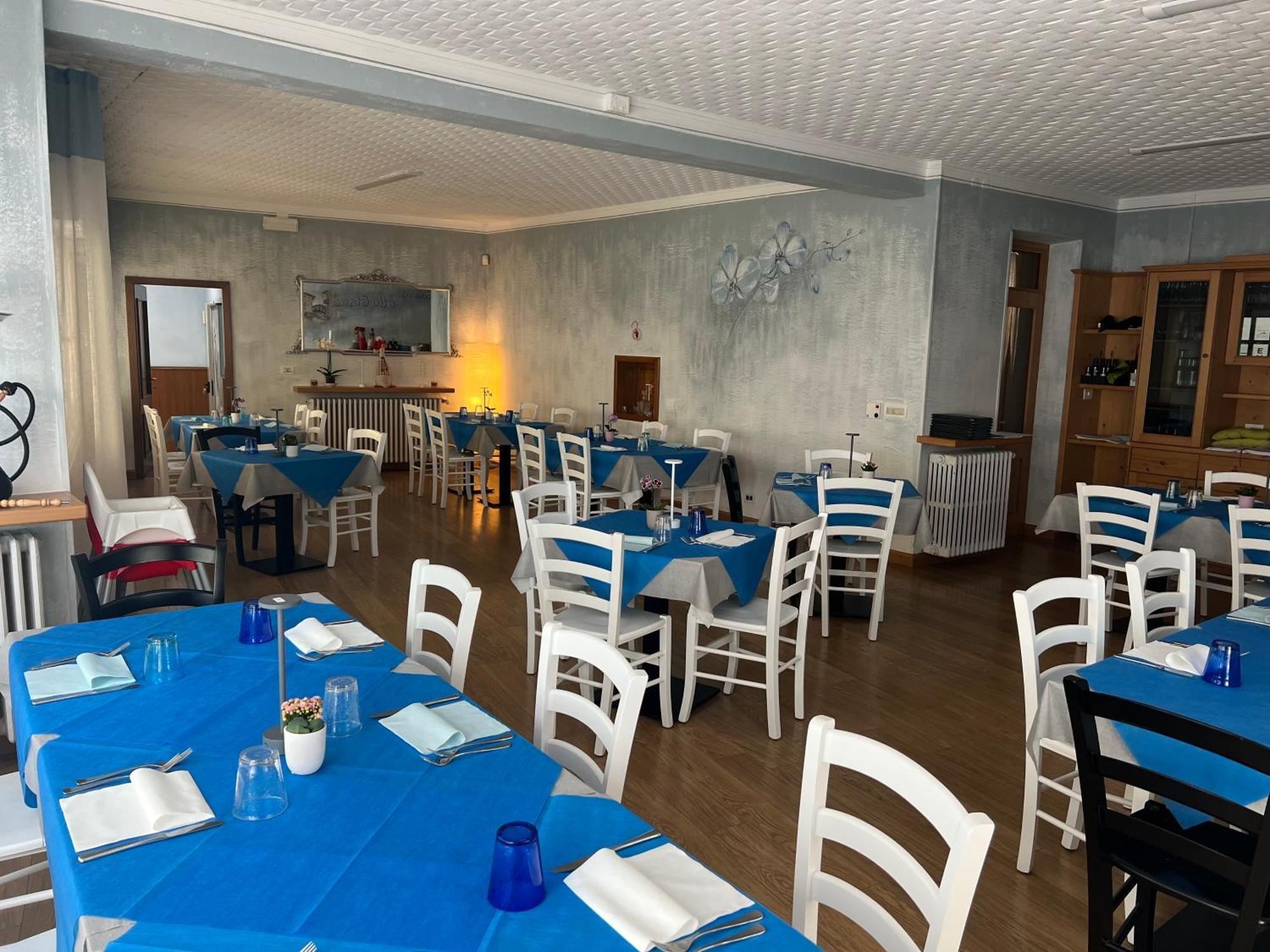 Albergo Alla Costa Bezzecca Bagian luar foto